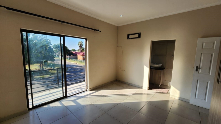 To Let 3 Bedroom Property for Rent in Cashan North West